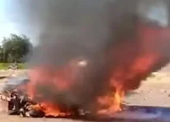 Acidente entre carreta e carro de passeio mata cinco pessoas da mesma família, na PA-411