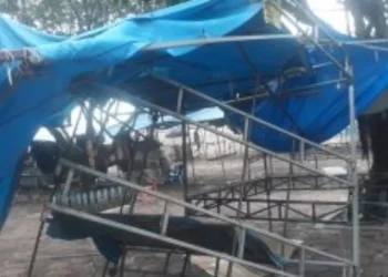 Na orla da cidade de Santarém, o vento arrastou densa camada de areia em direção à avenida Adriano Pimentel. | Reprodução