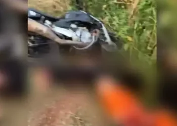 Venezuelano morre em acidente entre moto e carreta na BR-230, em Itaituba