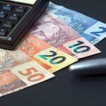 Aposentados e pensionistas do INSS começam a receber 13º nesta sexta