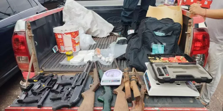 Armas, munições, equipamentos e drogas apreendidas pela Polícia Militar em Castanhal. (Reprodução Redes Sociais)
