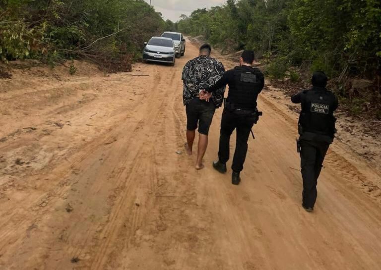 Segundo suspeito de participação no triplo homicídio de ciganos em Santarém, foi preso no município Magalhães Barata — Foto: Polícia Civil / Divulgação