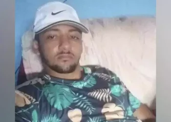 Simeone Ramos Fernandes, de 25 anos, foi morto em uma ação policial na tarde de quarta-feira (10), em Tucuruí, no sudeste do Pará (Reprodução / Correio de Carajás)