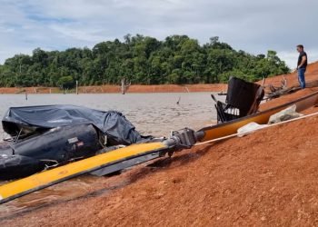 Helicóptero que estava desaparecido no Pará caiu e deixou três vítimas — Foto: Dione Freires/TV Liberal As investigações para identificar as causas da