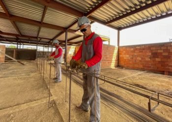 Policlínicas de Altamira e Breves seguem com cronograma de obras avançado