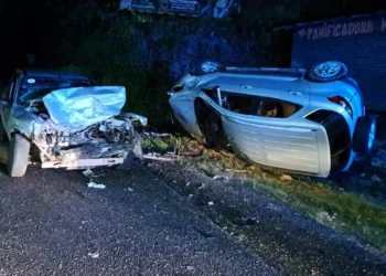 O motorista do Classic foi socorrido e encaminhado para a Unidade de Pronto Atendimento (UPA) de Capanema, mas não resistiu e morreu durante o trajeto. (Reprodução/ Redes sociais)