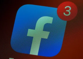 Facebook e Instagram fora do ar? Usuários são desconectados das redes sociais