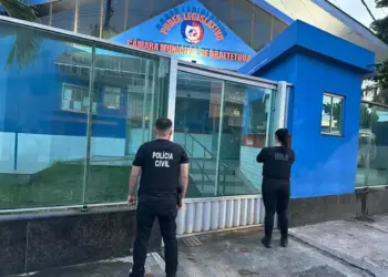 Os trabalhos foram coordenados pela Polícia Civil, por meio da Diretoria de Combate à Corrupção (Decor), durante a operação Miriti, que deu cumprimento a dez mandados de busca e apreensão na Casa Legislativa. (Divulgação/ PCPA)