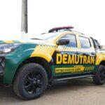 Demutran intensifica fiscalização e orienta motoristas a retirar veículos das calçadas em Altamira