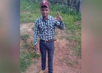 O corpo do rapaz foi analisado e removido pela Polícia Científica do Pará (PCEPA). (Reprodução/ Redes sociais)