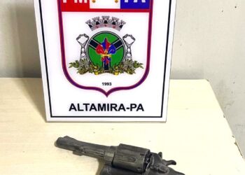 PM apreende arma de fogo e recupera objetos furtados em Altamira (PA)