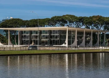 Supremo fixa 40g de maconha para diferenciar usuário de traficante