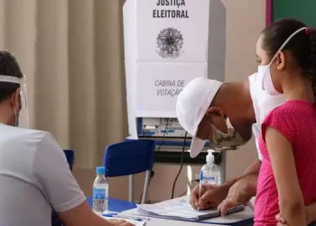 Restrições para contratação e demissão de servidores começam no sábado (06/07) (Rovena Rosa / Agência Brasil)