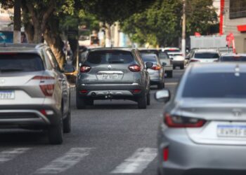 Donos de veículos, com finais de placas 49 a 69, têm até dia 5 para pagar com descontos