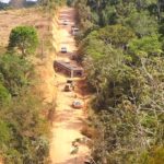 Carreta carregada de bovinos tomba em ladeira na zona rural de Vitória do Xingu (PA)