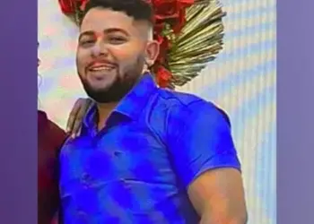 A imagem mostra o padeiro Elenilson Oliveira Pereira, vítima do acidente de trânsito. (Foto: Reprodução | Correio de Carajás)