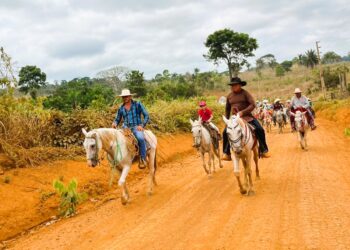 Fé e união marcam a 5ª Cavalgada Nossa Senhora Aparecida em Medicilândia (PA)