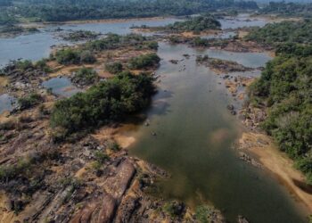 Rio Xingu sofre com forte estiagem no Pará. — Foto: Josiel Juruna / Arquivo Pessoal