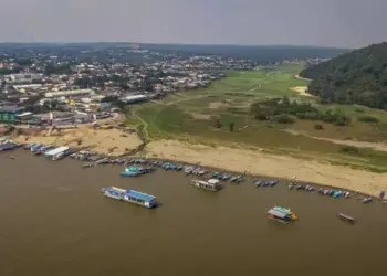 Seca em Óbidos levou a decretação de situação de emergência. (Divulgação/ Arquivo/ Odirlei Santos-ASCOM/PMO)