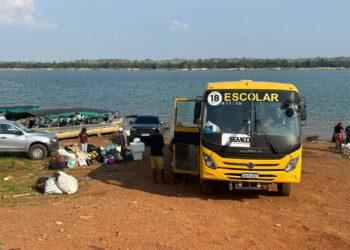 (Professores que sobreviveram a naufrágio de embarcação chegam em Altamira, no Pará) Crédito: Ascom Sintepp Altamira