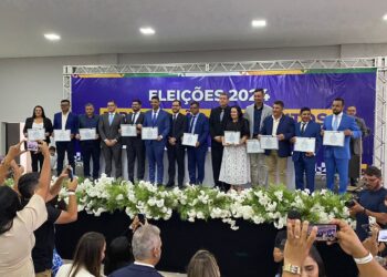 Prefeitos e vereadores eleitos de Vitória do Xingu e Brasil Novo são diplomados