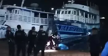 Perícia sendo realizada no corpo encontrado em Santarém. (Foto: Blog do Pião / Reprodução)