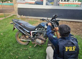PRF recupera motocicleta em Pacajá/PA