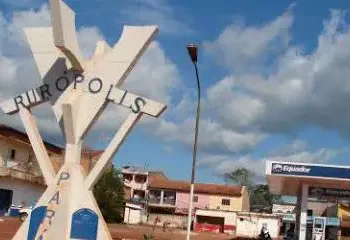 A cidade está sendo afetada pelas fortes chuvas, que provocam inundações e alagamentos. (Reprodução / Polícia Civil)