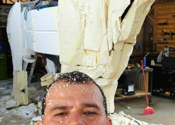 Artesão altamirense Denis Federicci