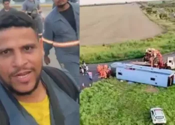 O ônibus da empresa Real Expresso havia saído de Anápolis (GO) por volta das 20h30 (de segunda-feira, 7), com destino a São Paulo (SP), transportando 53 passageiros. (Reprodução/ portal Manchete)