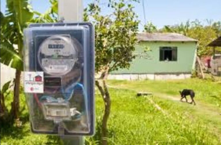 Famílias de baixa renda podem ter inscrição na tarifa social de energia — Foto: Divulgação/.gov