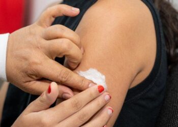 Brasil avança na vacinação contra HPV e supera média global