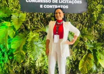Servidora de Parauapebas participa de congresso que discute inovações nas licitações