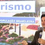 Celso Sabino, ministro do Turismo, entrega carta de demissão a Lula