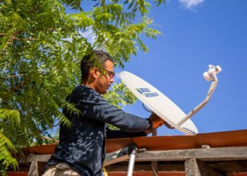 Caravana Brasil Antenado leva parabólica digital gratuita a famílias do Pará