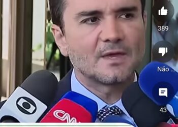 Celso Sabino diz que permanecerá no governo: “Fico ao lado do Lula”