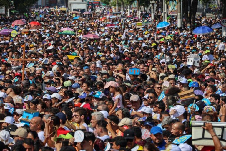 Setur quer conhecer o perfil de turistas e romeiros para aprimorar ações de acolhimento e de infraestrutura turística