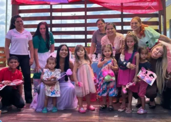 Hospital de Castelo de Sonhos promove atividade lúdica para crianças