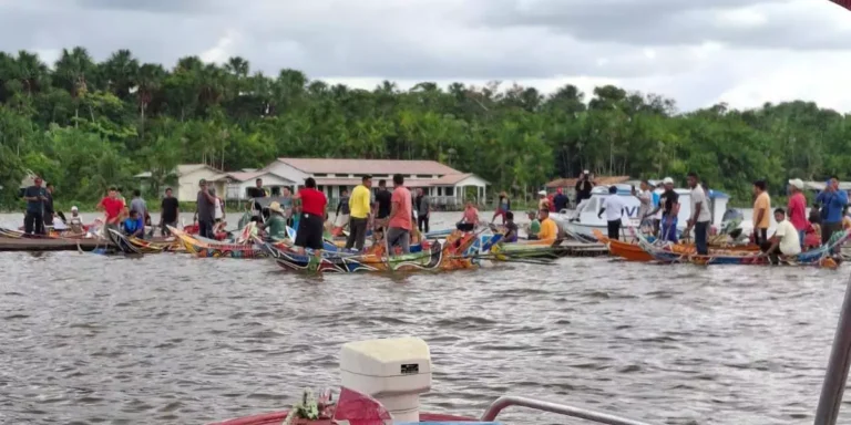 Casal morre após colisão entre rabetas em Breves, no Marajó. (Foto: Notícias Marajó)