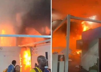 Incêndio é registrado no pavilhão dos países na Blue Zone, na COP 30