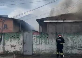 Incêndio destrói casas em vila no bairro Sudam I, em Altamira (PA)