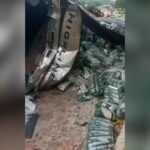 Carreta desgovernada tomba e atinge micro-ônibus com mais de 30 passageiros em Tucuruí, no PA