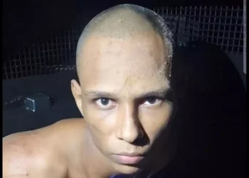 João Vinícius fugiu de penitenciária, mas foi recapturado no bairro Espírito Santo, em Santarém. (Reprodução Redes Sociais)