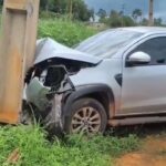VÍDEO: Em Medicilândia, veículo perde controle e colide contra poste próximo ao cemitério municipal