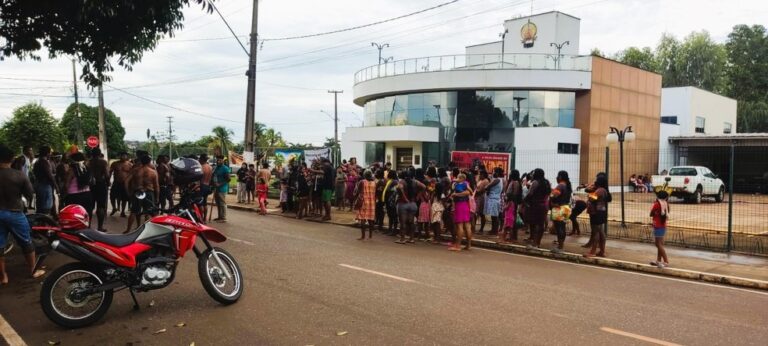 Protesto indígena em Altamira é contra licenciamento do projeto Belo Sun no Xingu. — Foto: Movimento de Mulheres do Médio Xingu