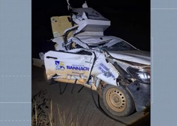 Ambulância ficou destruída após acidente durante transporte de paciente no Pará; técnica de enfermagem morreu — Foto: TV Liberal/Reprodução