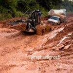 BR-230 fica intrafegável entre Uruará e Placas após atoleiros impedirem passagem até de tratores