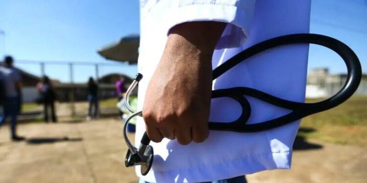 Curso de Medicina em Altamira tem redução de 50% das vagas após baixo desempenho no Enamed