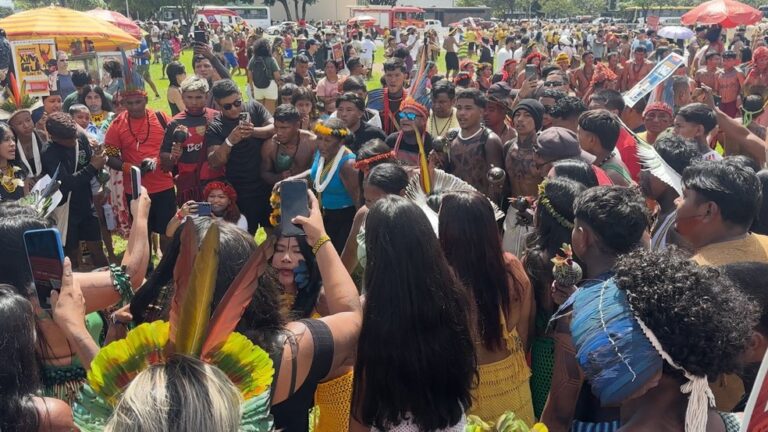 Após ocupação em Altamira, indígenas intensificam protesto contra Belo Sun em Brasília — Foto: Anderson Barbosa/Amazon Watch