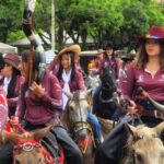 AgroDelas: cavalgada feminina reúne centenas de participantes em Altamira